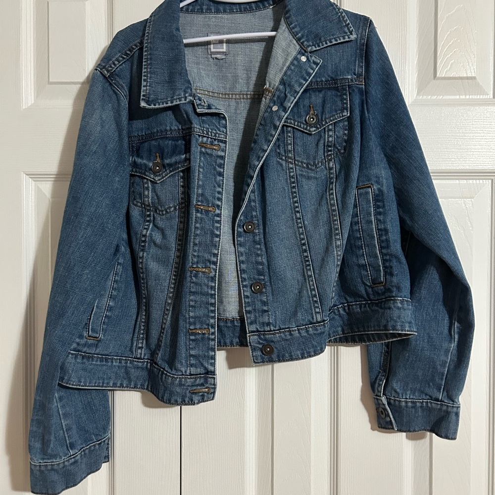Classic Blue Denim Cropped JeanJacket